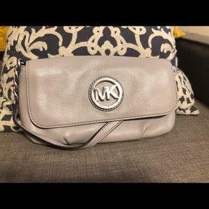 *Authentic* Michael Kors Clutch